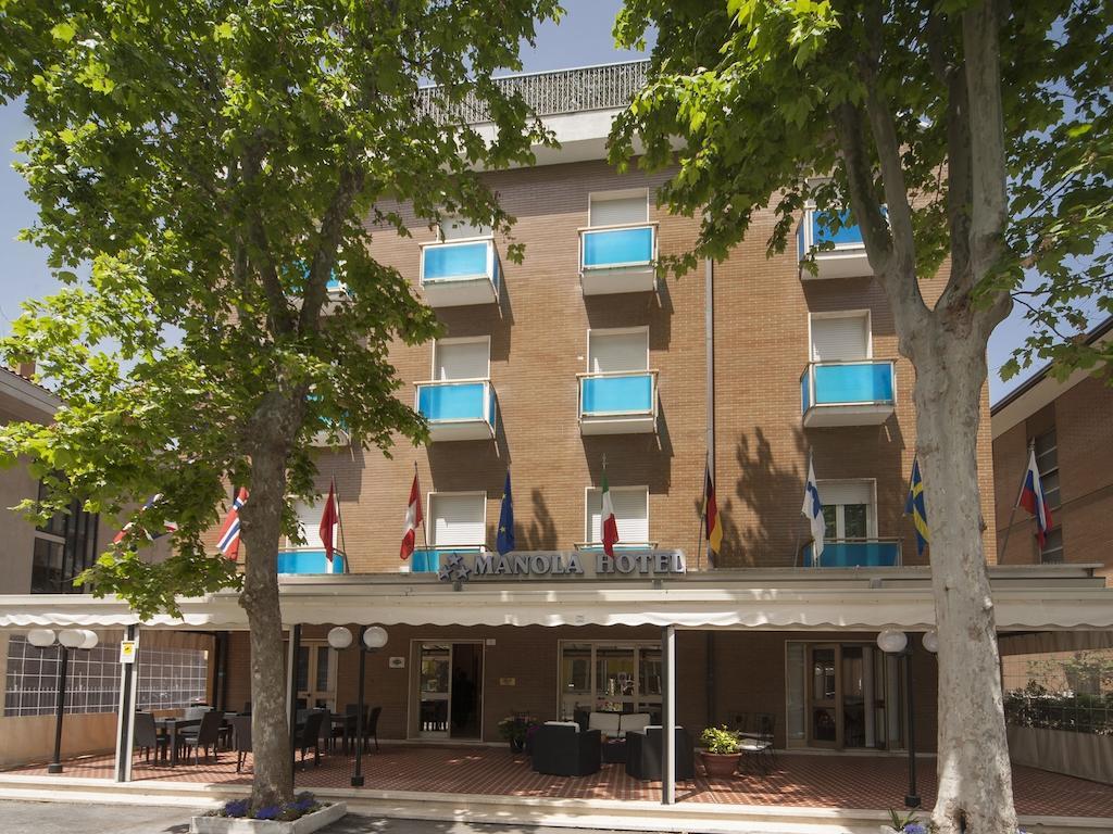 Hotel Manola Ρίμινι Εξωτερικό φωτογραφία